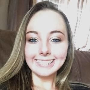 Meet your Posher, Mackenzie